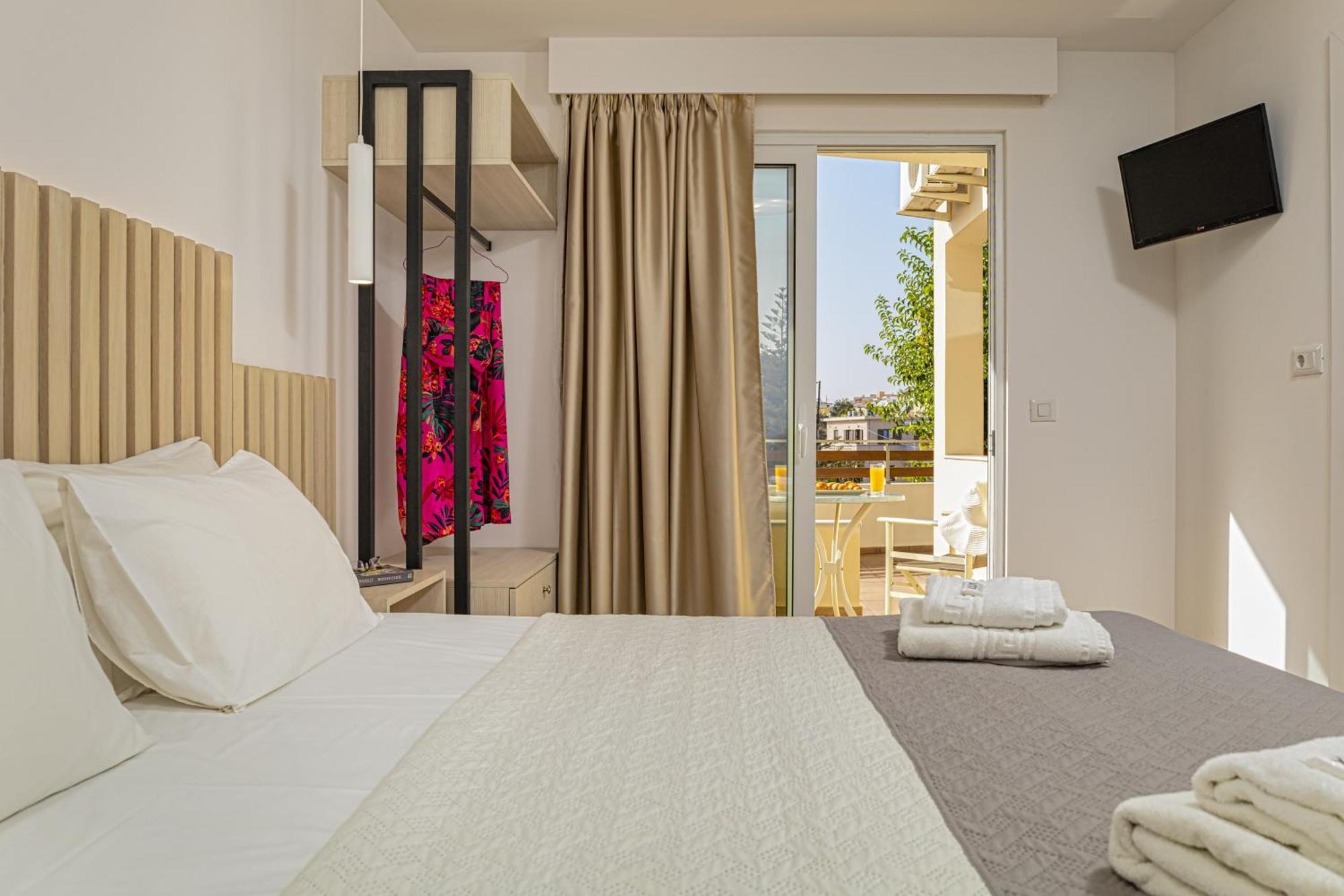 Theos Village Apartments Kato Daratso Buitenkant foto