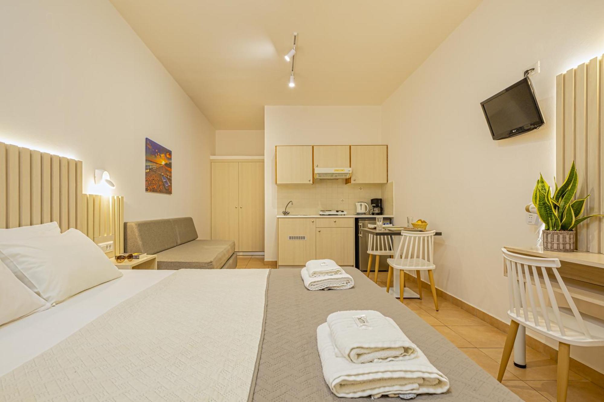 Theos Village Apartments Kato Daratso Buitenkant foto